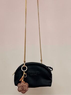 NEW ✨ CHANEL Beaute Black Crossbody 
 2024 VIP Gift + Gold Chain & CC Charm❣️